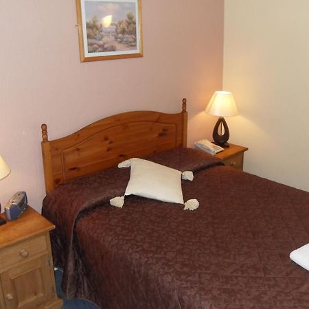 The Dodington Lodge Hotel Уитчърч Екстериор снимка