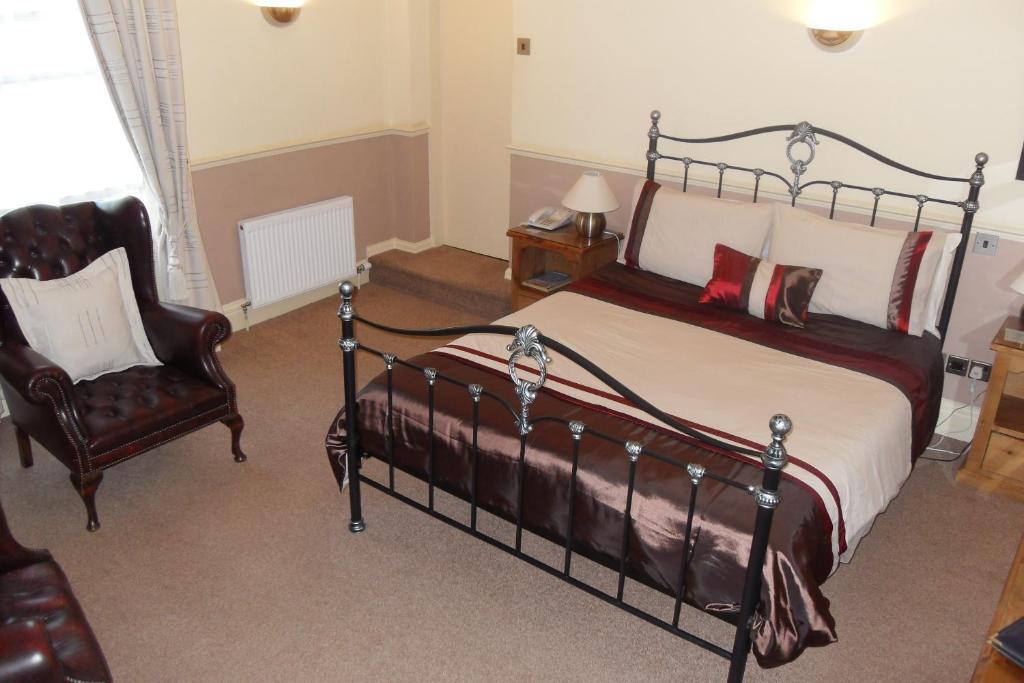 The Dodington Lodge Hotel Уитчърч Екстериор снимка